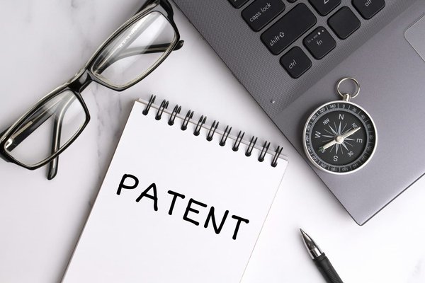 How to Structure a Patent Application for a Unique Software Invention by a UK Startup?