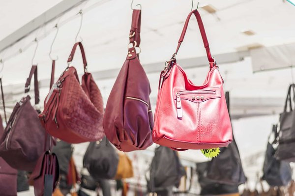 What Are the Chicest Vegan Handbag Options for Office Professionals?