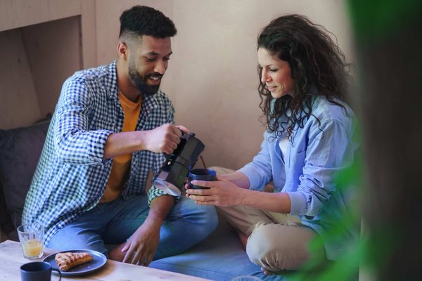 How Does Participating in Digital Detox Retreats Affect Stress Levels and Productivity?